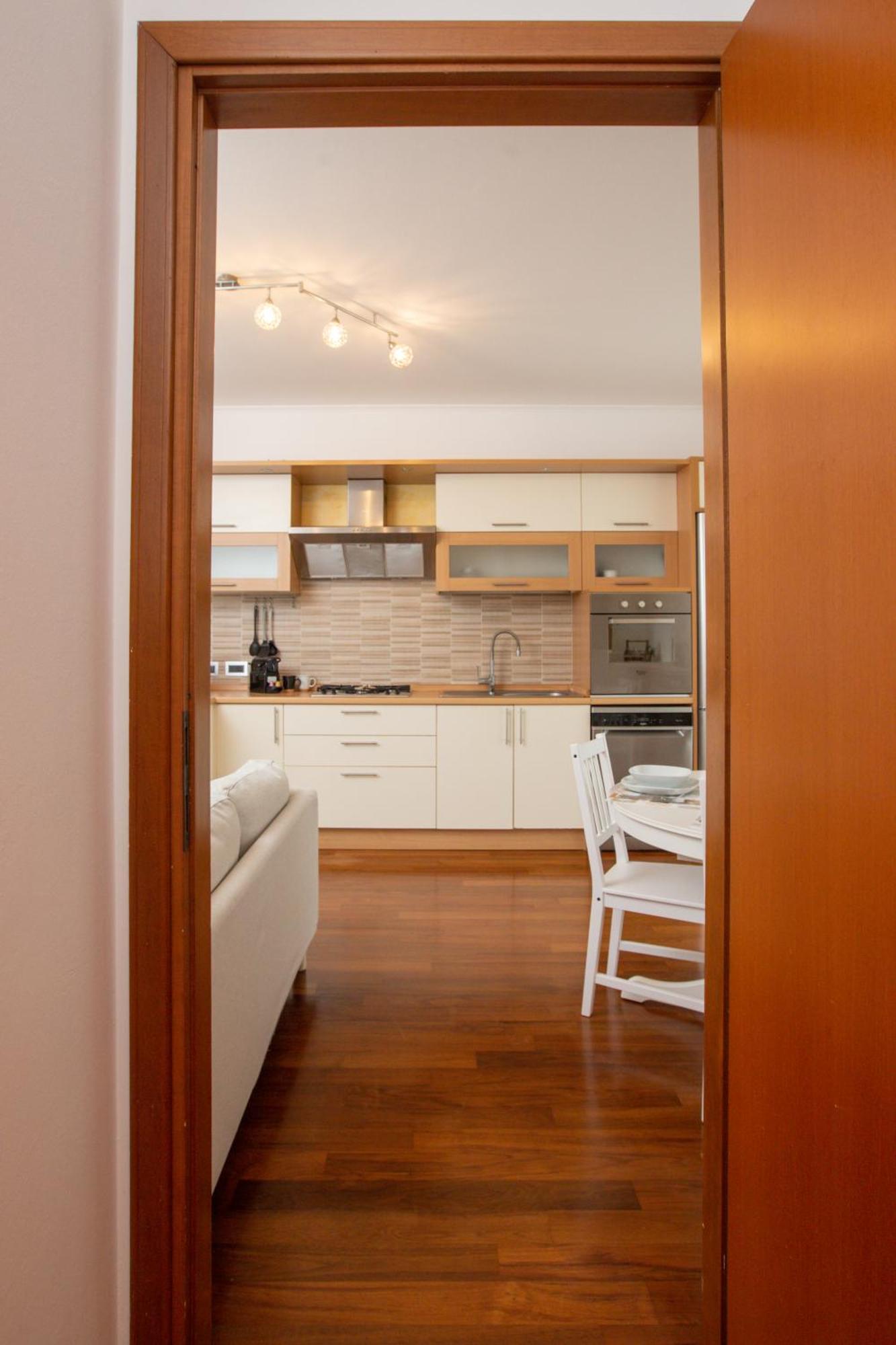 Kandinski Apartment - With Pool سيتيمو ميلانيزي المظهر الخارجي الصورة